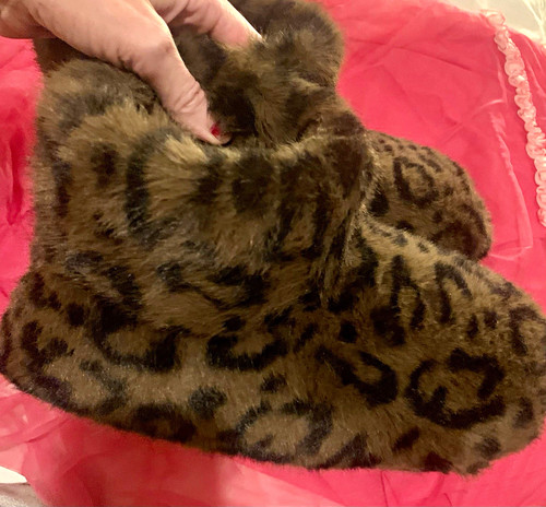 Well worn women leopard - well, worn!
