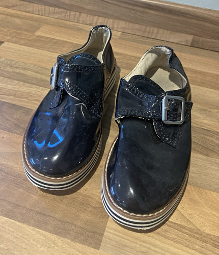 Petite feet size - petite,