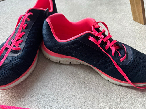 Skechers memory foam - memory,