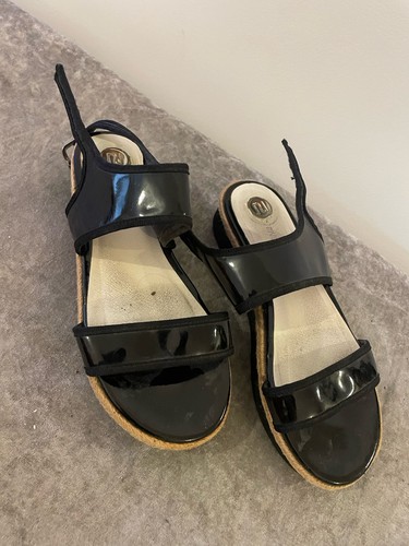 Petite feet size well - petite, 1