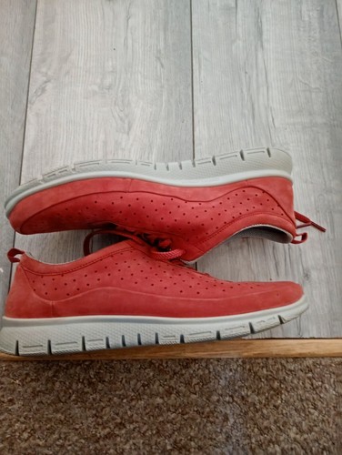 Hotter coral gravity women - hotter,