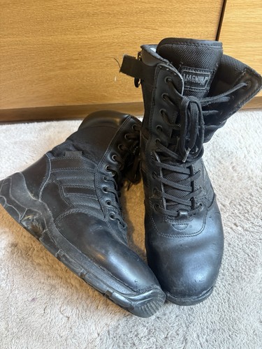 Women very well worn - very,