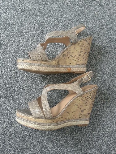 New look ladies - new, gold