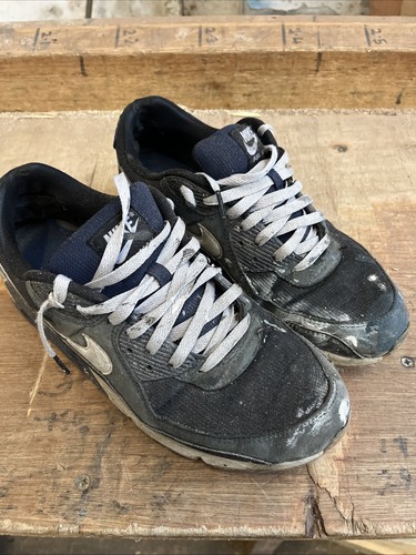 Well worn nike air max - worn,