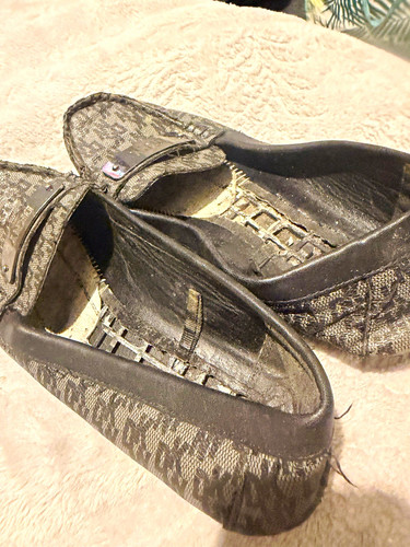 Very well worn work shoes - , dkny