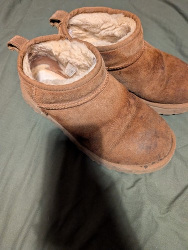 Well worn ladies - well, ugg
