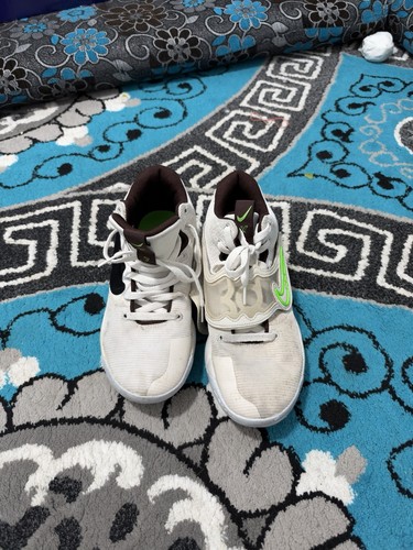 Nike trey size 9 only - 5,